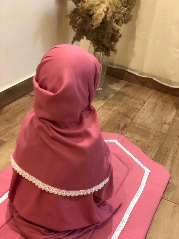 Tapis+tenue (collection binti) – Image 4